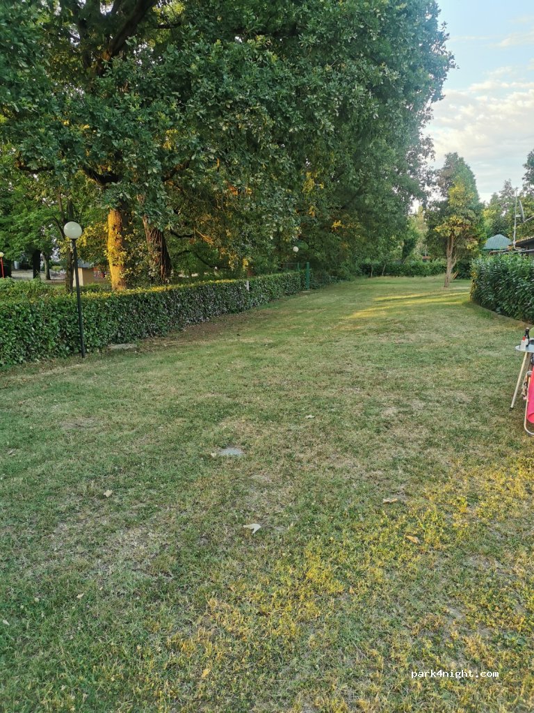 Fonti di Monte Valenza camping — foto