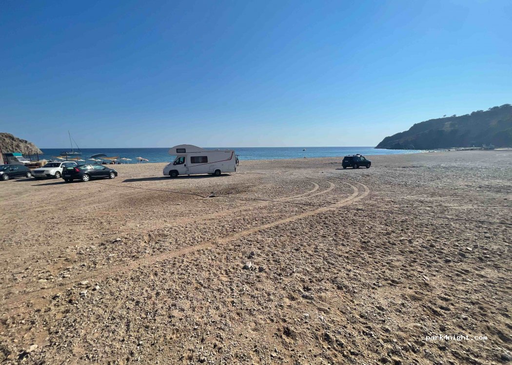 (680 02) Samothraki - Unnamed Road — foto 3