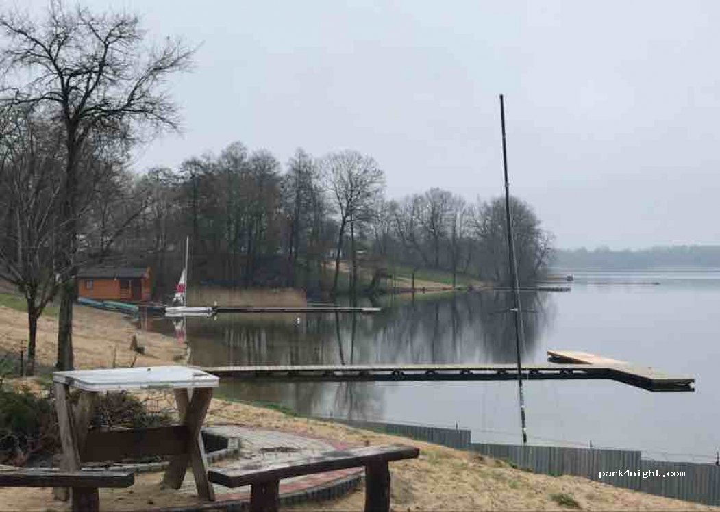 Plaza Pod Lipami camping — foto