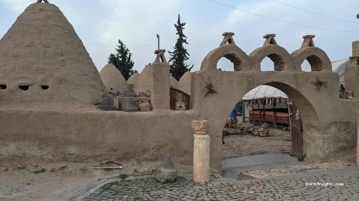 Harran Evleri — foto