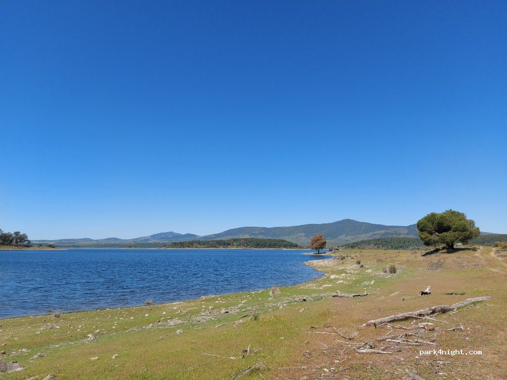 (10710) Zarza de Granadilla - CC-168 — foto