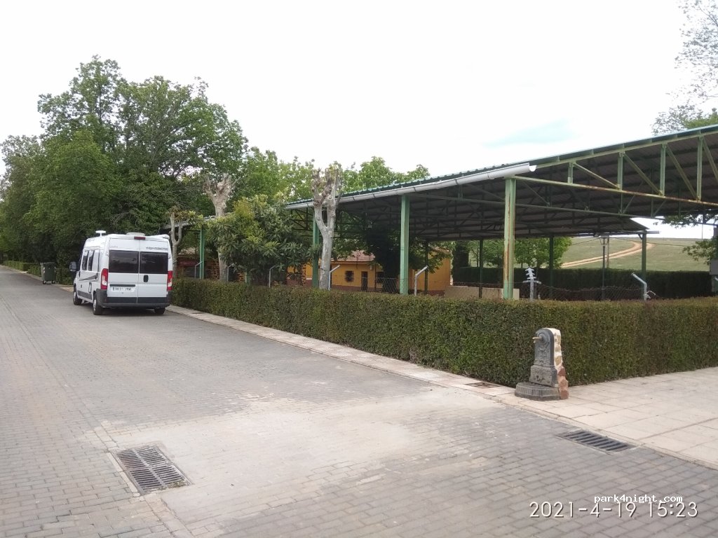 (13592) Mestanza - 13D Calle la Fuente M — foto