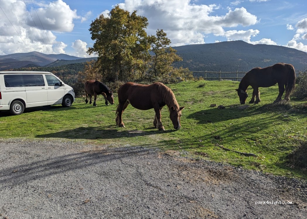 (26125) Villoslada de Cameros - Unnamed Road — foto 2