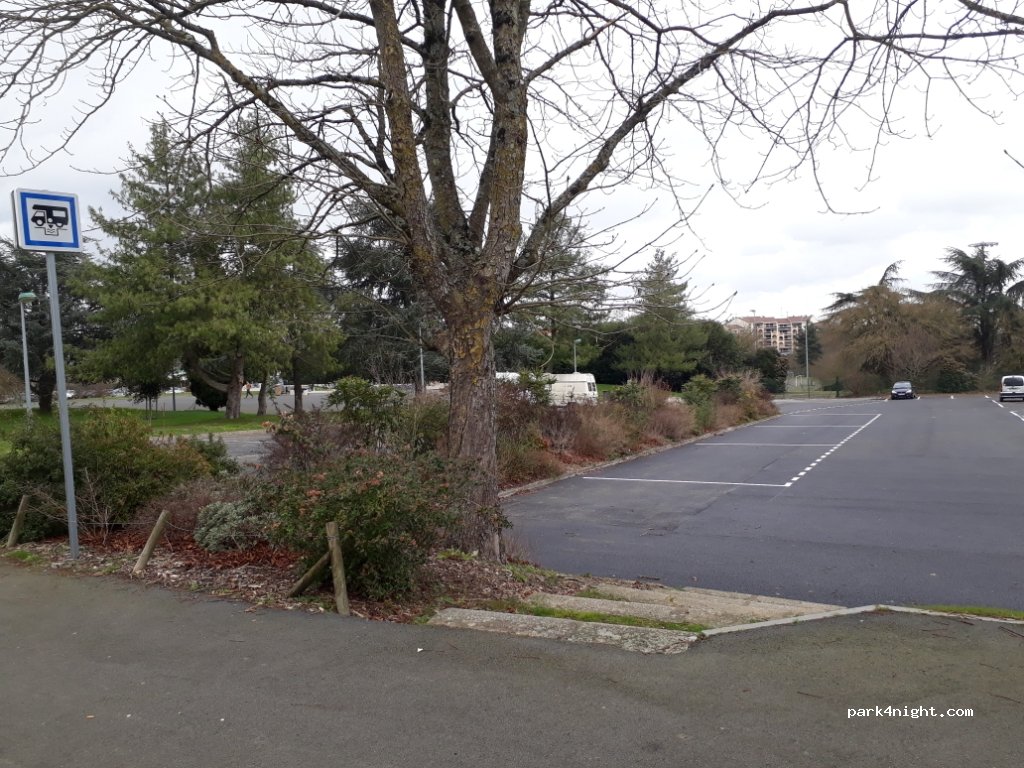 (49300) Cholet - 42 Avenue Anatole Manceau — foto 2