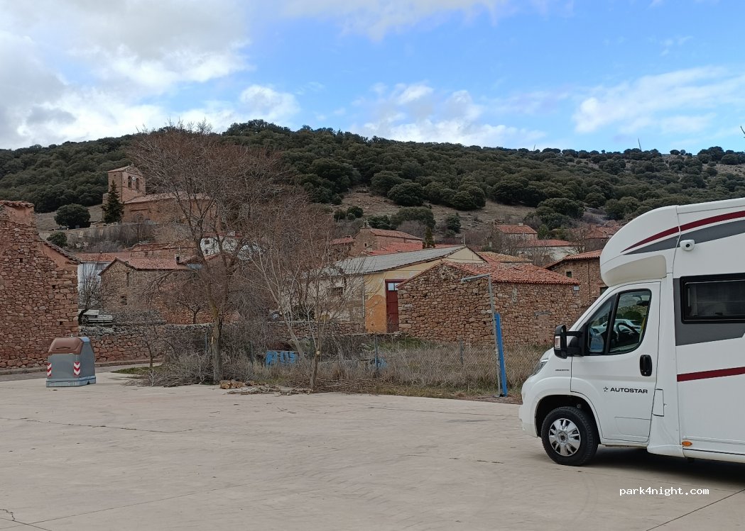 (42112) Valdegeña - 4 Calle Fuente — foto