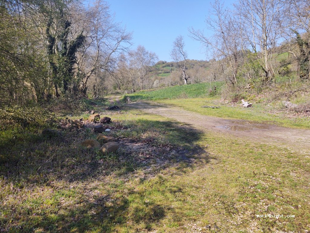 (17550)  - Karasukabaklar Köyü Yolu — foto 3