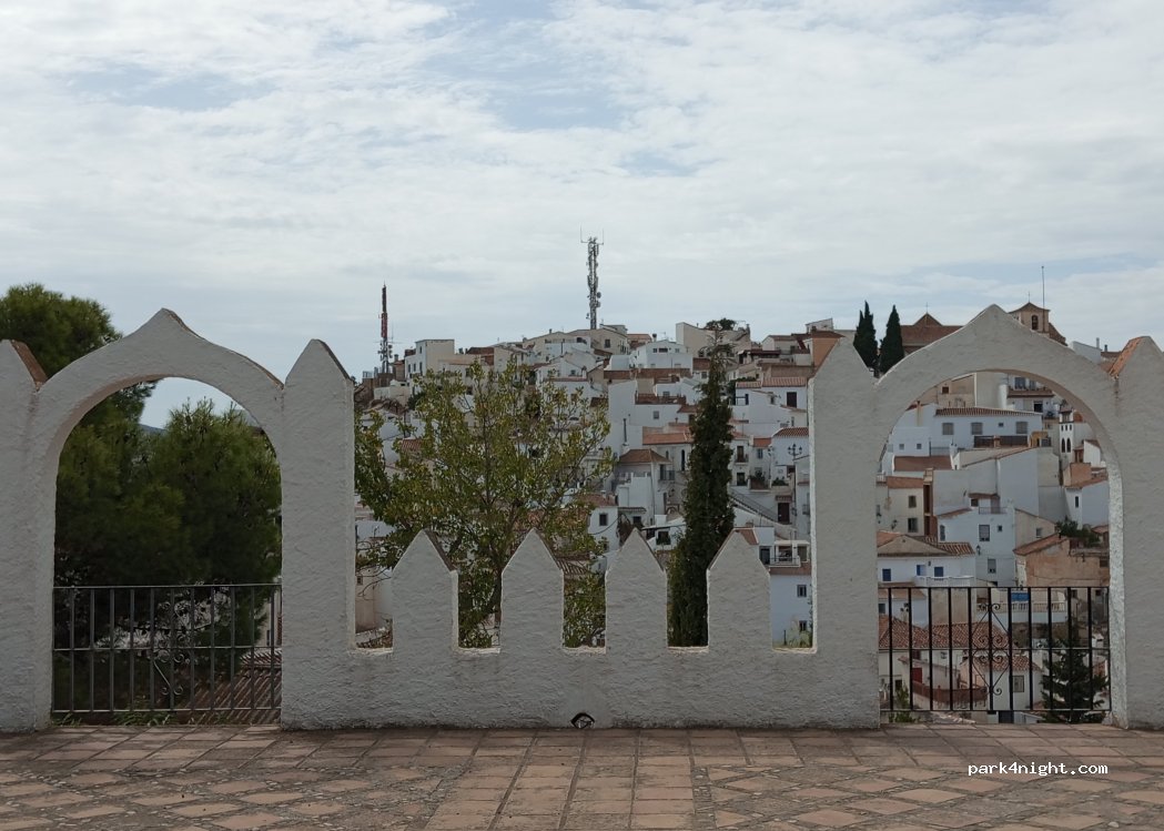 (29195) Comares - 5 Avenida de Málaga — foto 2