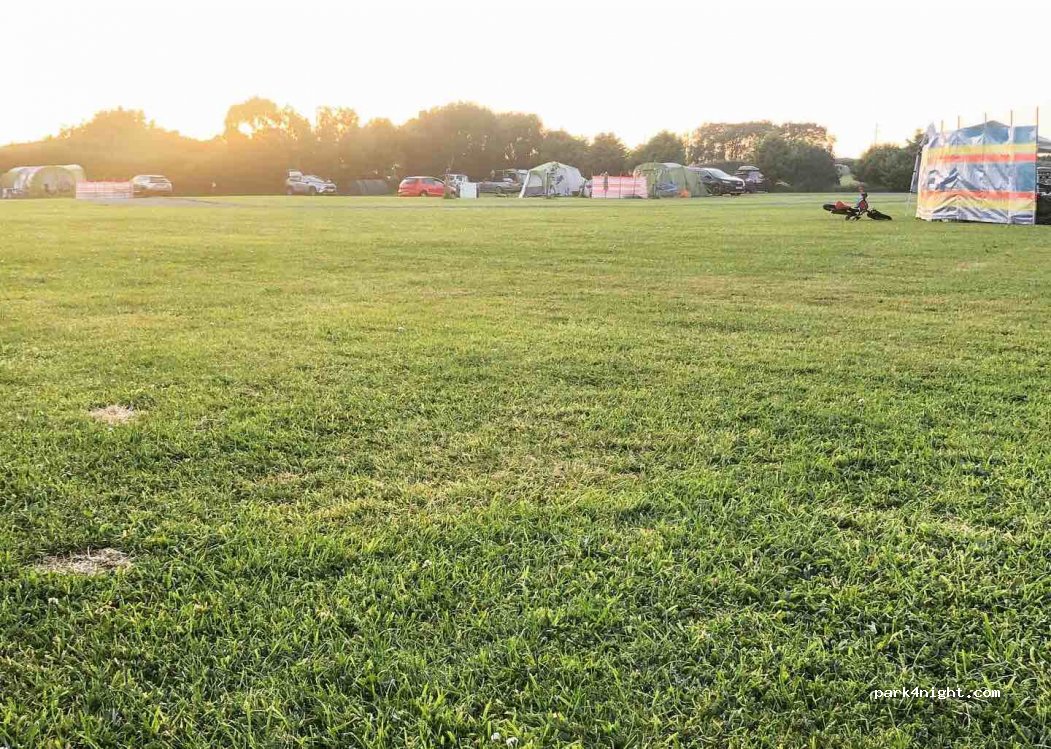 Windmill Hill Caravan Park, Pembroke — foto