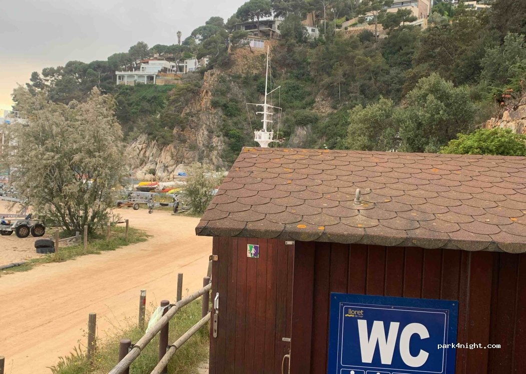 (17310) Lloret de Mar - 2 Carretera Cala Canyelles — foto 4