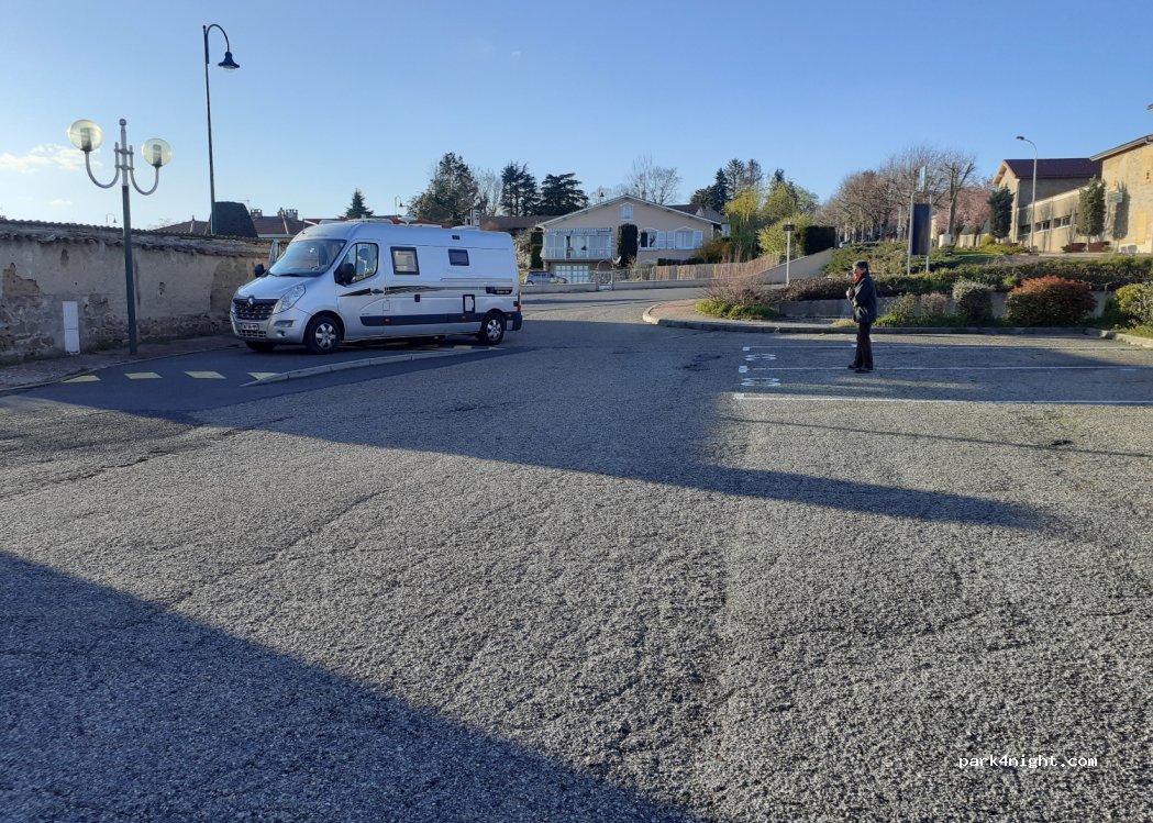 (69930) Saint-Laurent-de-Chamousset - 2 Avenue Gabriel Fougerouse — foto 3