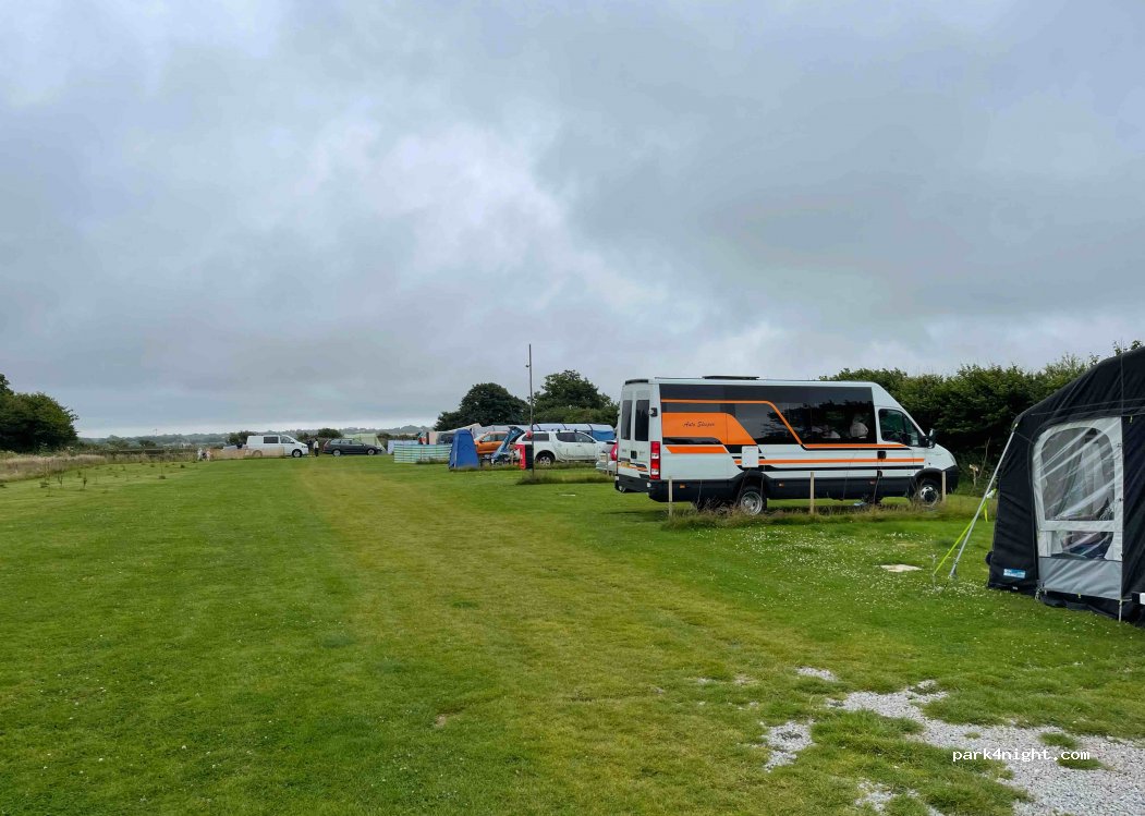Royal Standard Campsite — foto 3