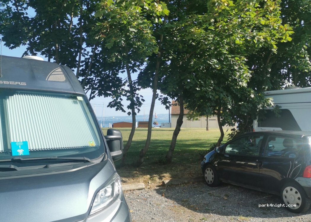 (74500) Publier - 96-116 Rue du Port — foto