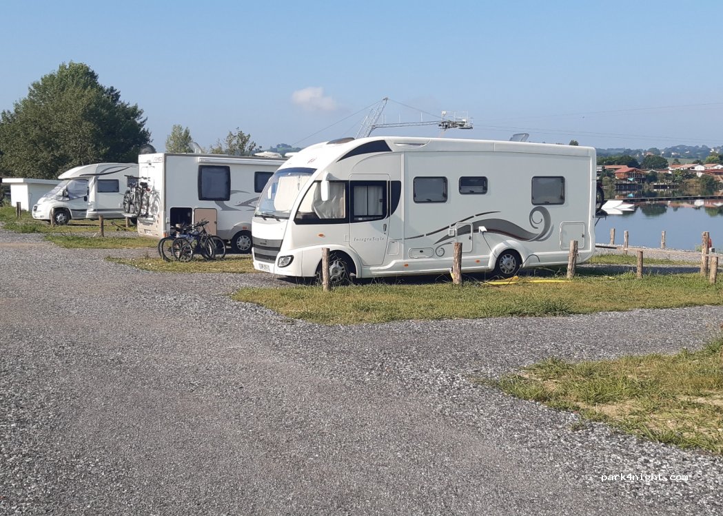 (64520) Sames - 789 chemin de Bourouilla, Domaine du lac — foto