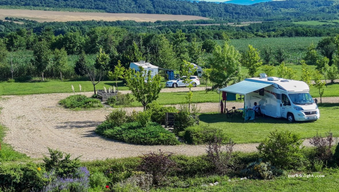 Camping Veliko Tarnovo — foto