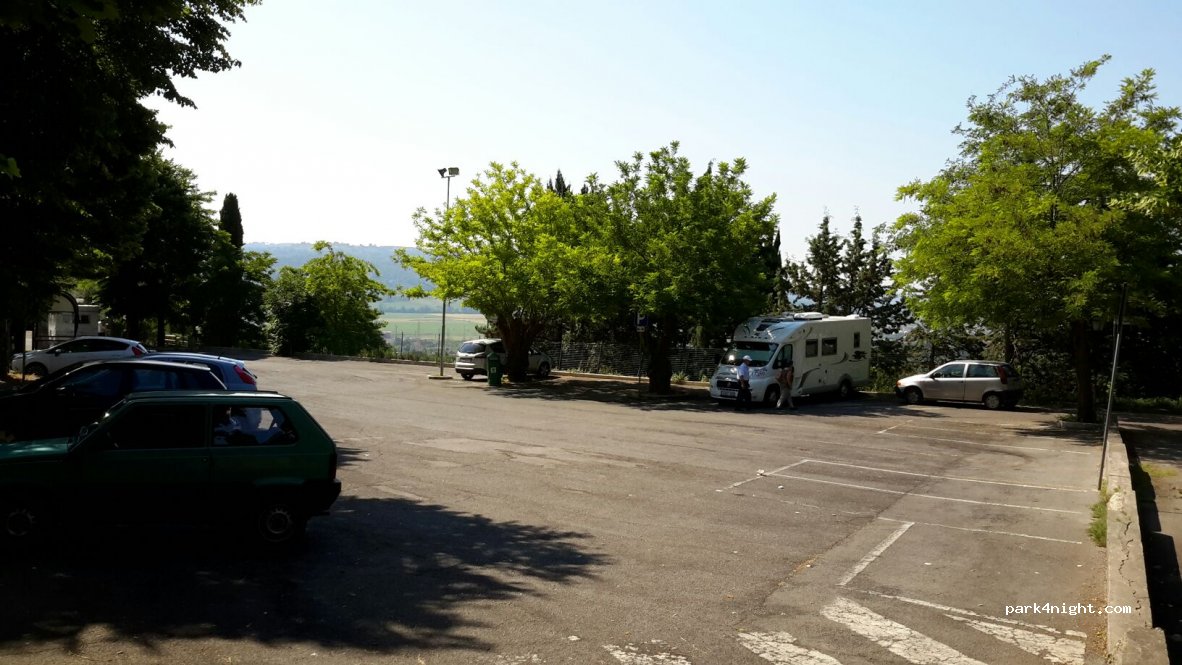 (53043) Chiusi - 1 Strada Provinciale 49 — foto