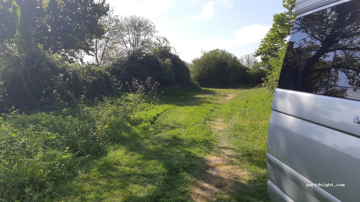(44160) Crossac - Unnamed Road — foto