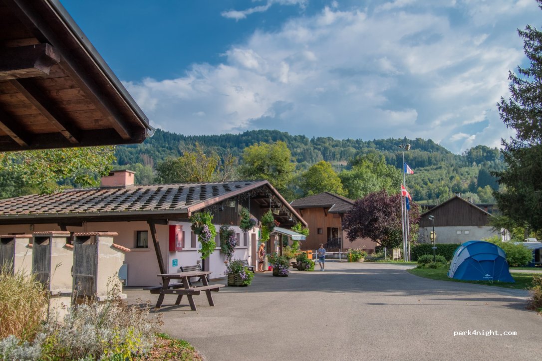 Camping Onlycamp - Les Thézières — foto 2