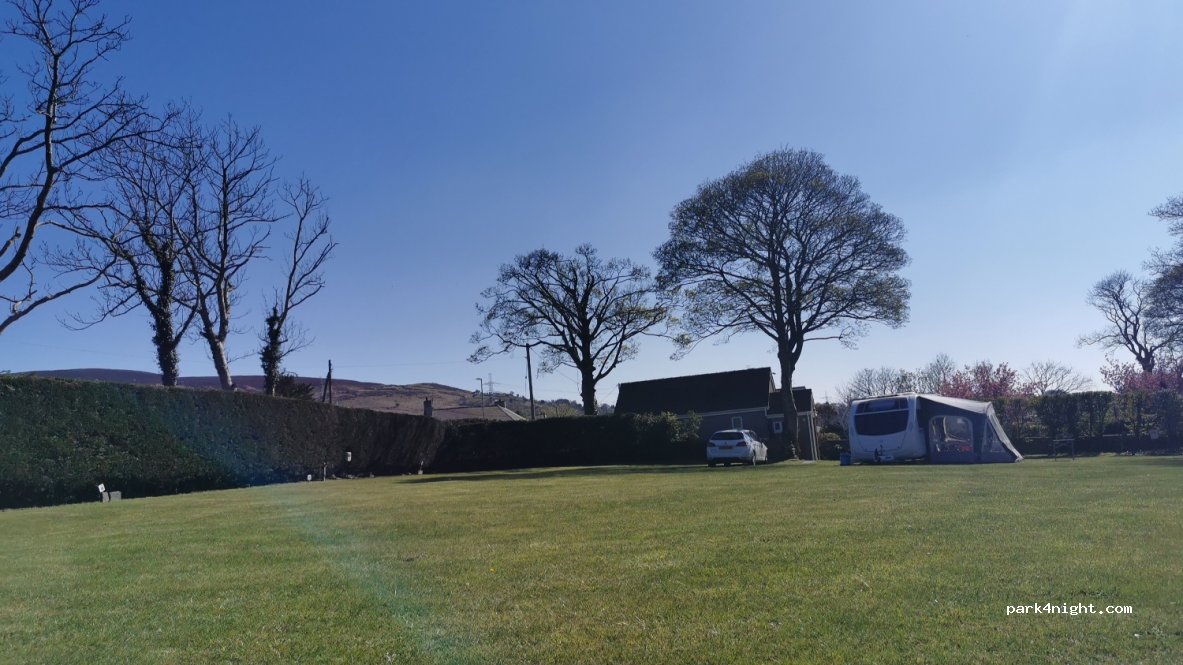 Llys Derwen camp site — foto