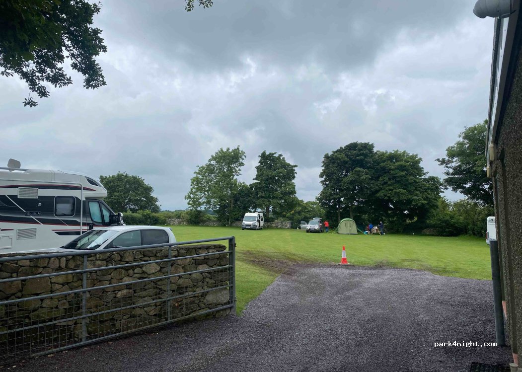 Llys Derwen camp site — foto 4