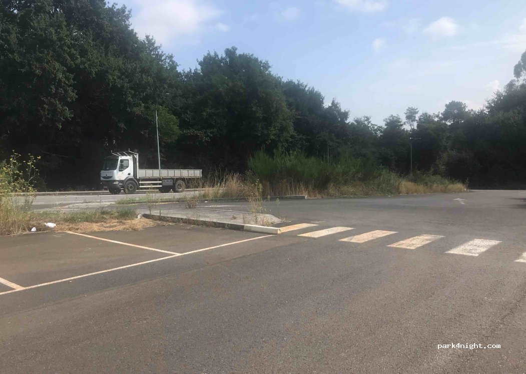 (36680) La Estrada - 185 Avenida Benito Vigo — foto