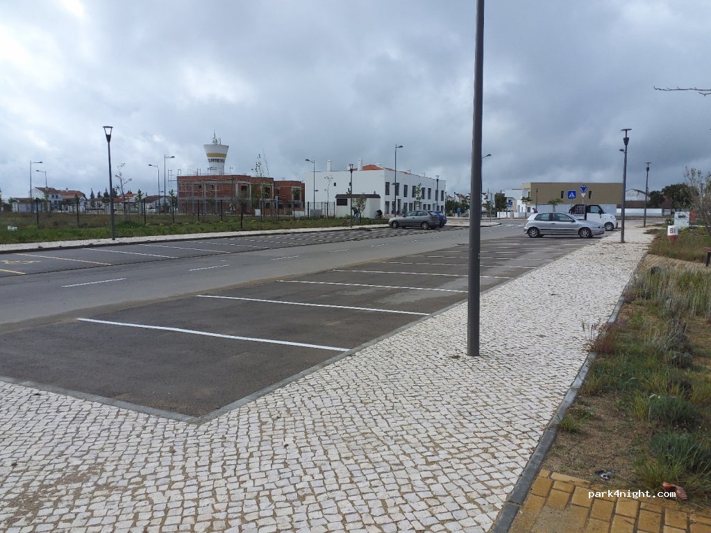 (7570-175) Grândola - 2 Rua 1 de Maio — foto 2