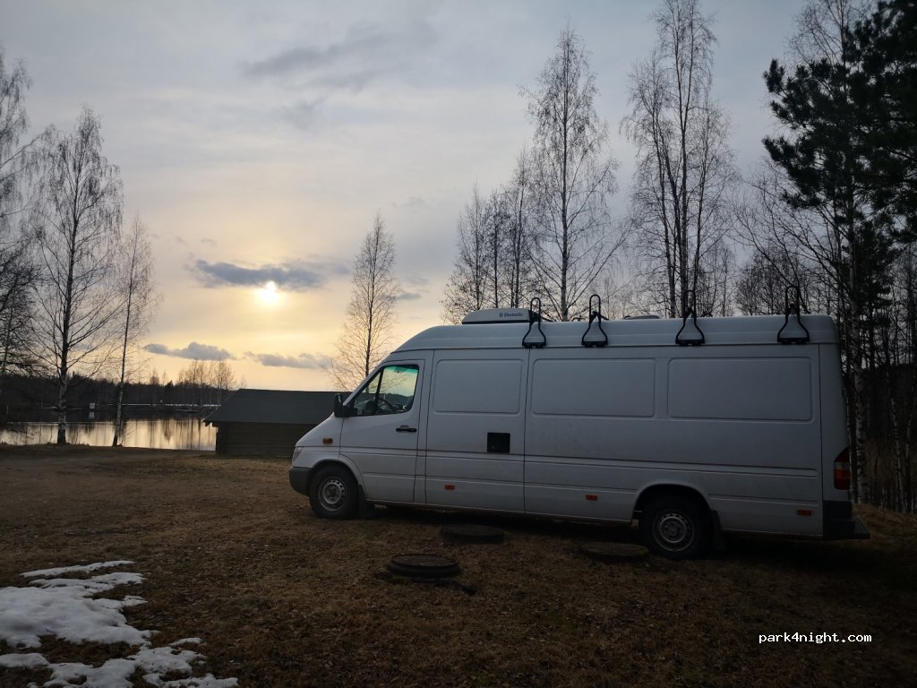 (77600) Iisvesi - 61 Karsikonmäentie — foto