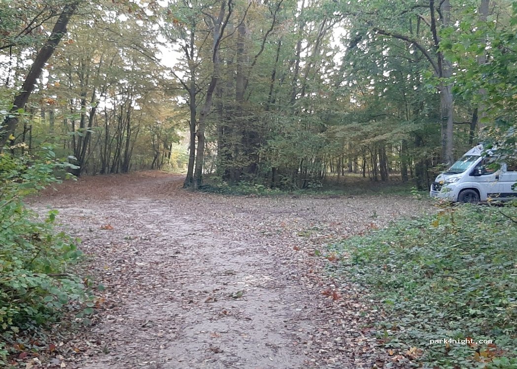 (60300) Senlis - Avenue de Reims — foto