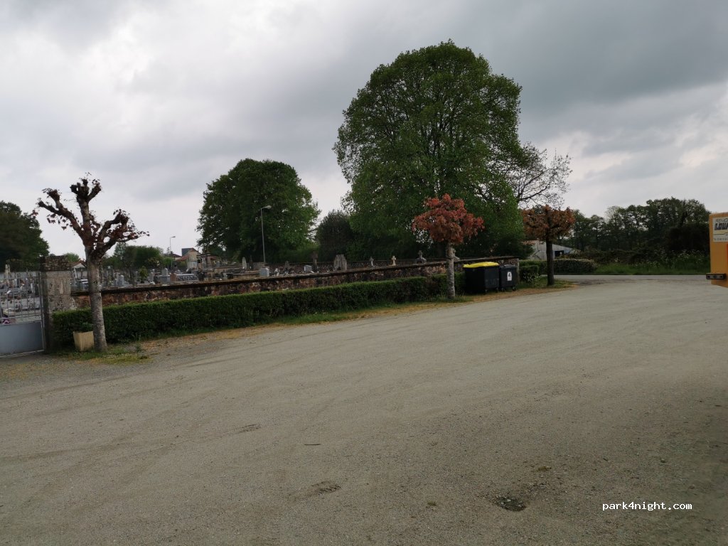 (16420) Saint-Christophe - 28 Route de Montrollet — foto 2
