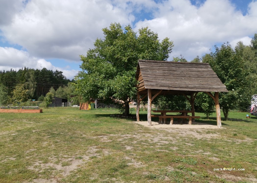 Pole Biwakowe A'Laska — foto
