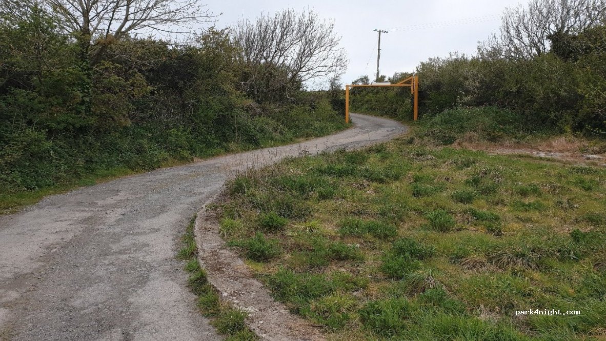 (PL10)  - Military Road — foto