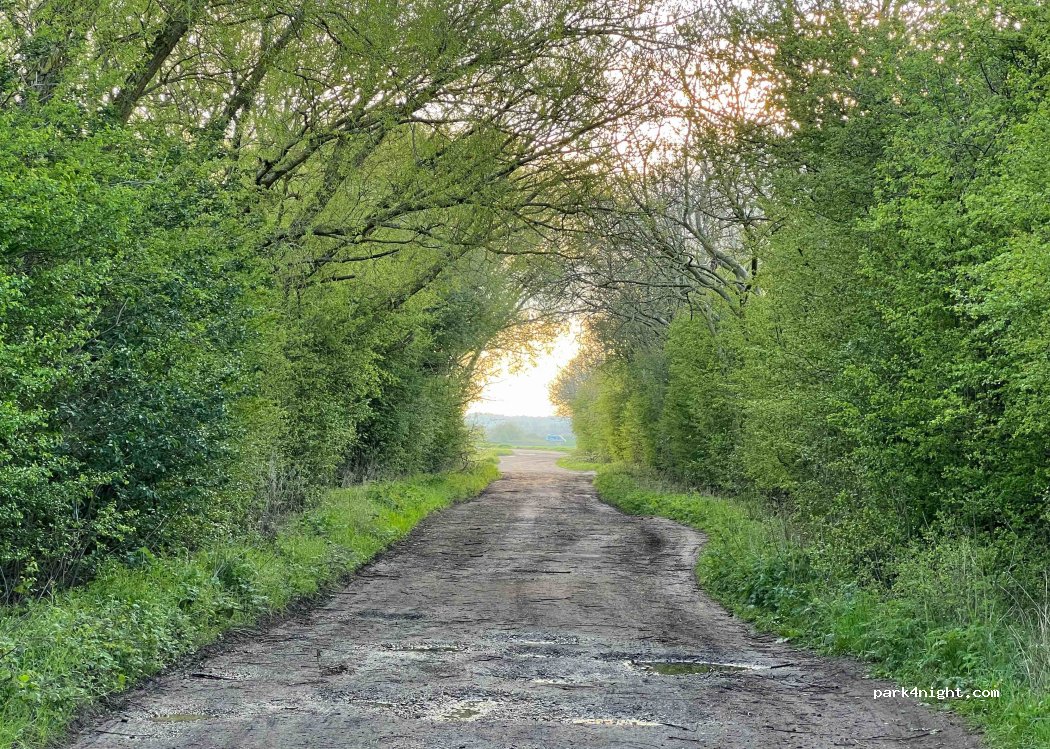 (NG23) Sutton on Trent - Trent Lane — foto 3