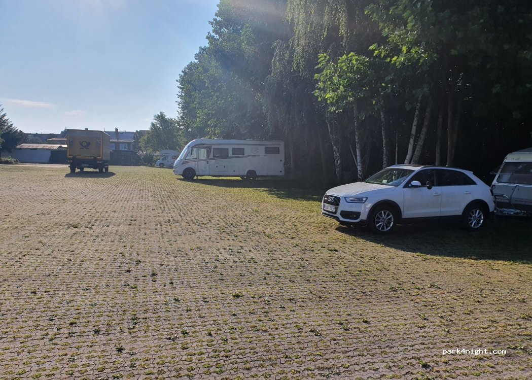 (17207) Röbel/Müritz - 11 Gotthunskamp — foto