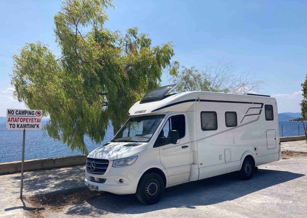(370 09) Agia Kiriaki - Unnamed Road — foto