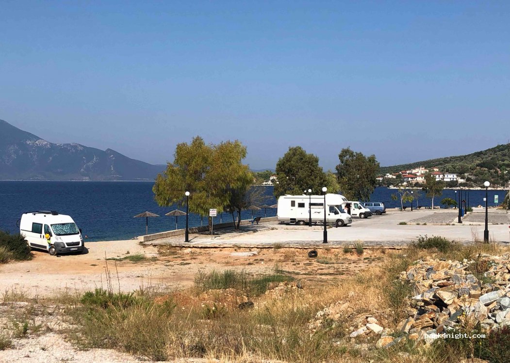 (370 09) Agia Kiriaki - Unnamed Road — foto 3