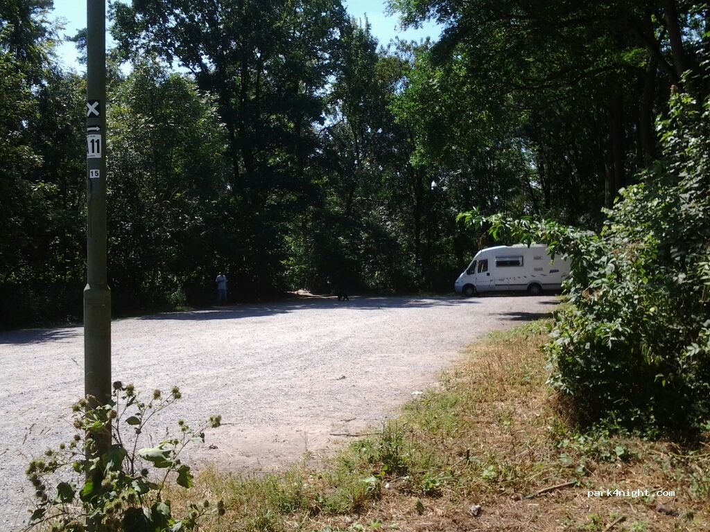 (41470) Neuss - 43 Waldstraße — foto
