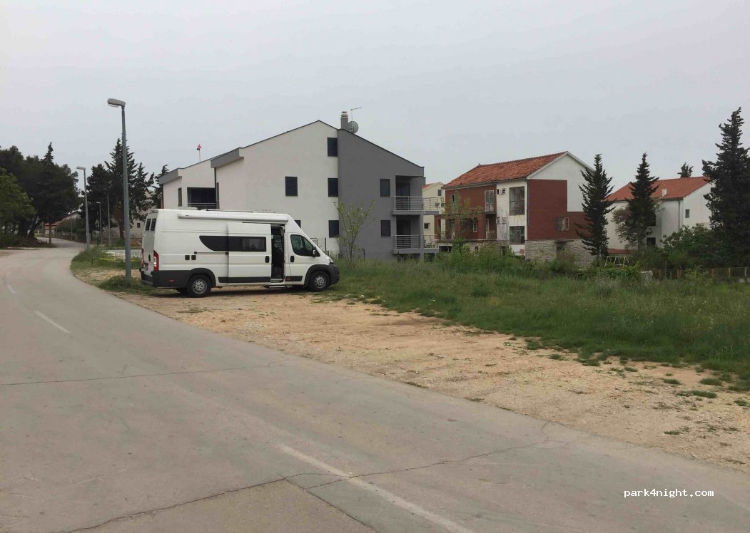 (23210) Biograd na Moru - 62A Zadarska ulica — foto