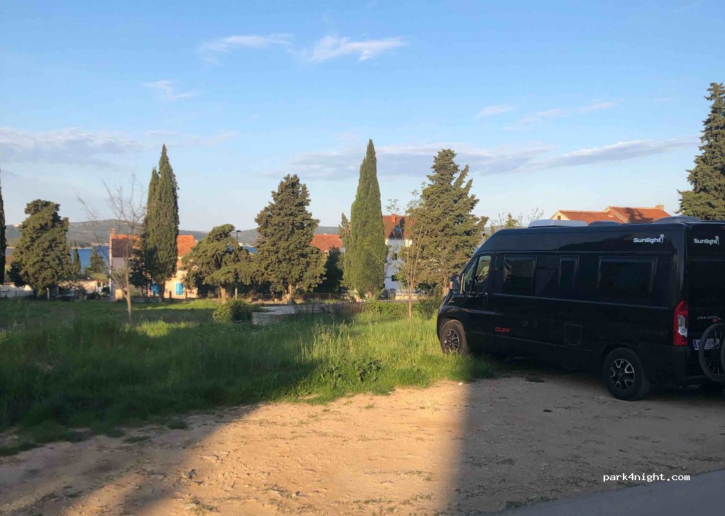 (23210) Biograd na Moru - 62A Zadarska ulica — foto 4