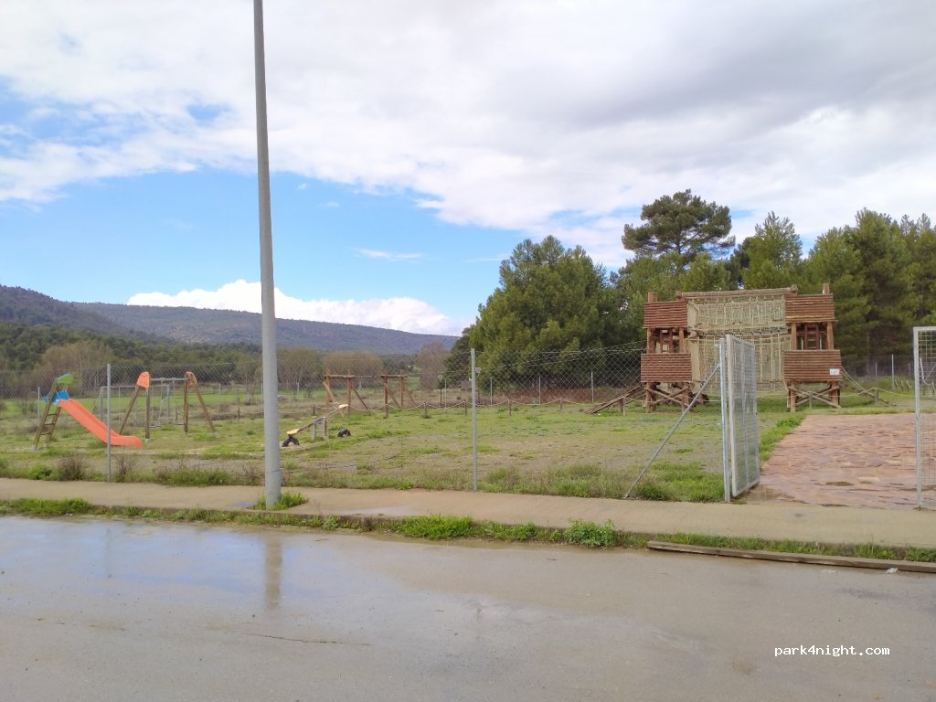 (44111) Torres de Albarracín - A-1512 — foto 3
