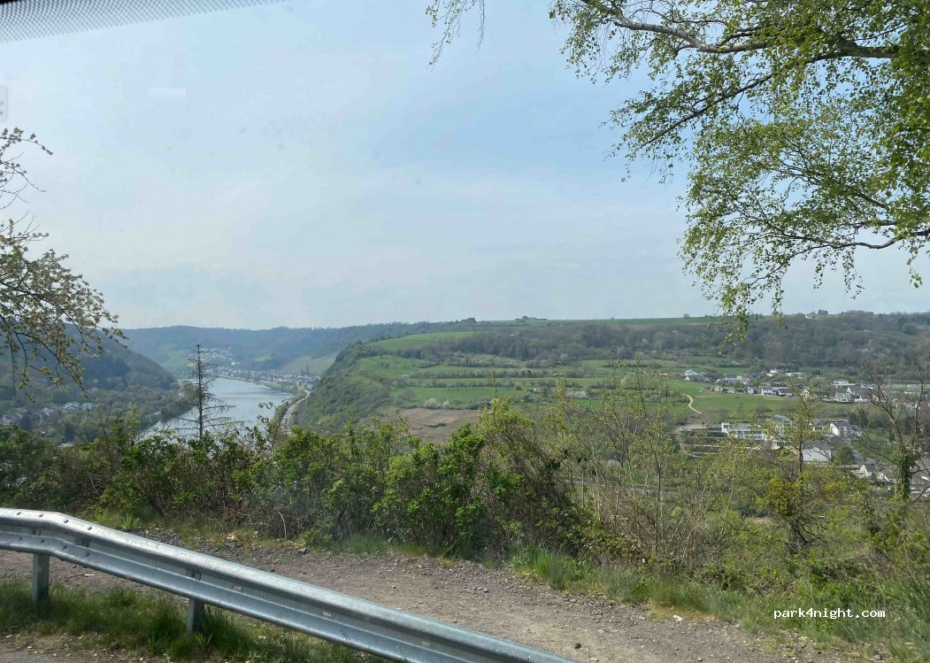 (56332) Brodenbach - 37 Rhein-Mosel-Straße — foto