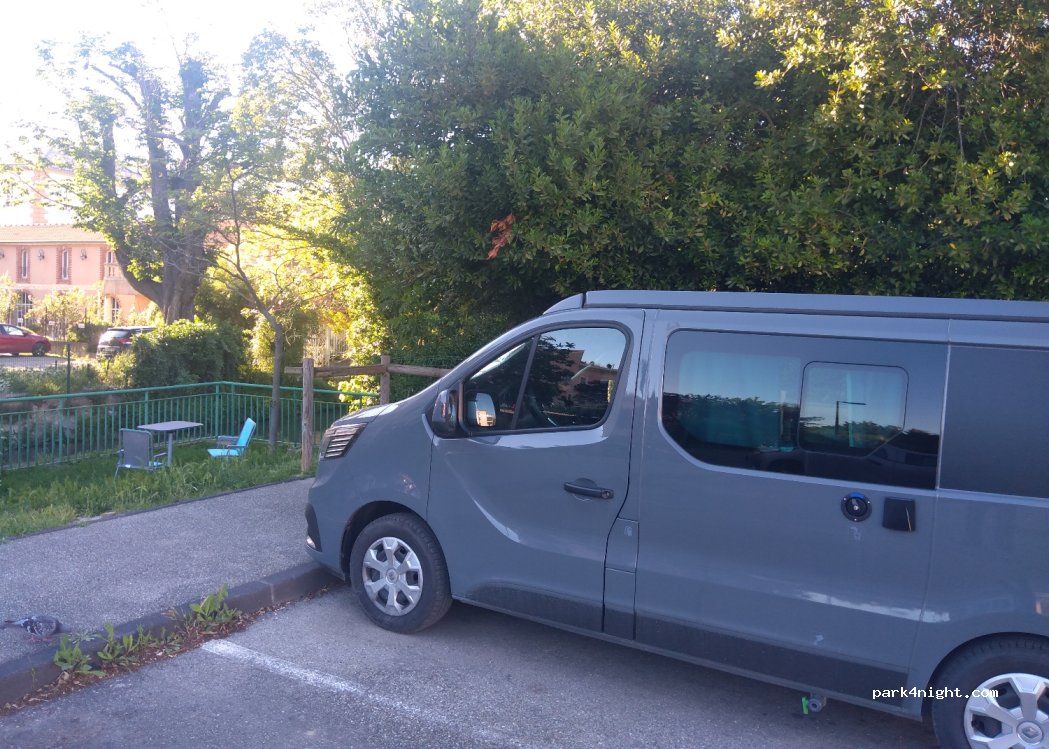 (84100) Orange - 123 Rue des Blanchisseurs — foto 2