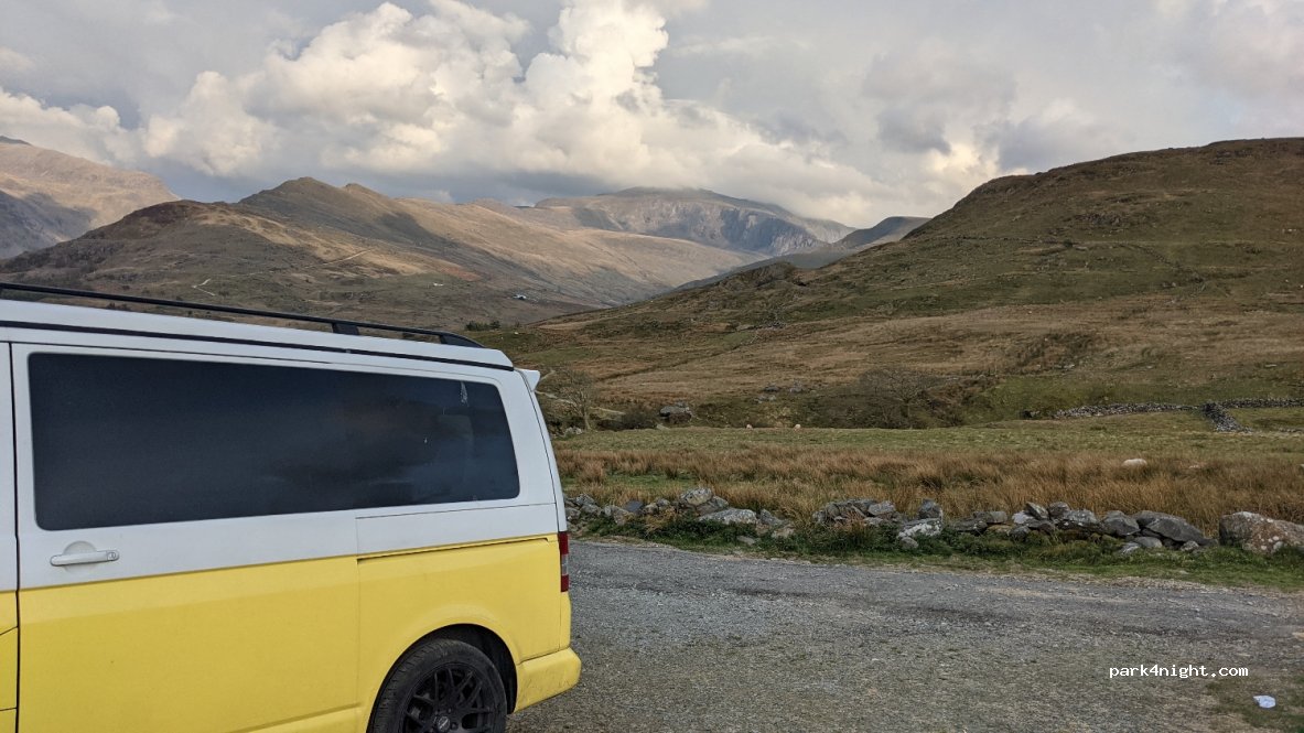 (LL55)  - Unnamed Road — foto
