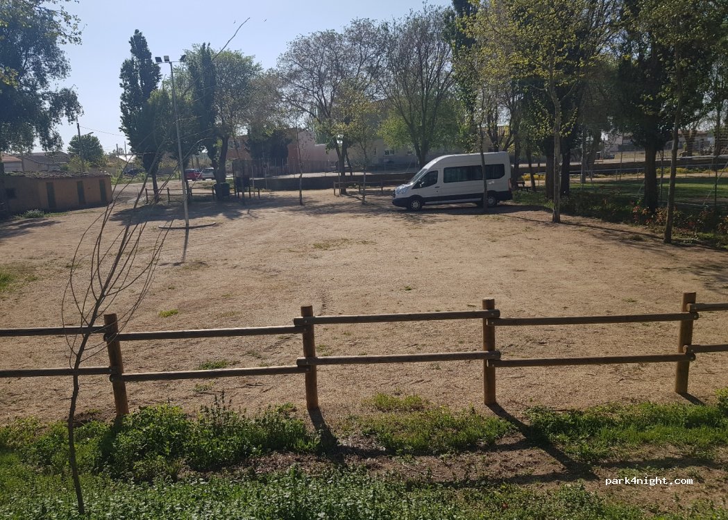 (37336) Huerta - 20 Paseo del Tormes — foto