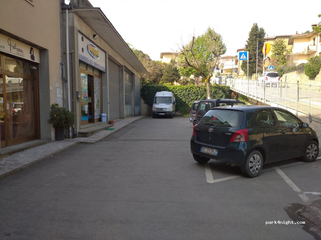 (52048) Monte San Savino - 18 Via Costa delle Fonti — foto