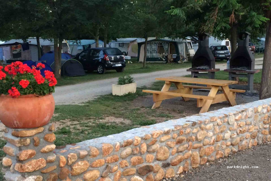 Camping Roux Natural Area — foto