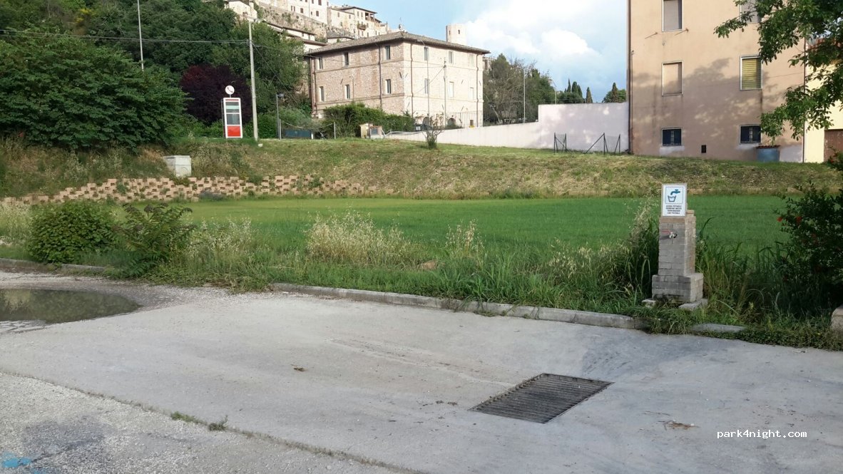 (06038) Spello - 98 Via Centrale Umbra — foto