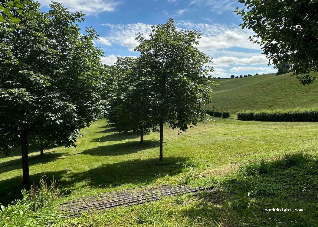 (08220) Chaumont-Porcien - D202 — foto 4