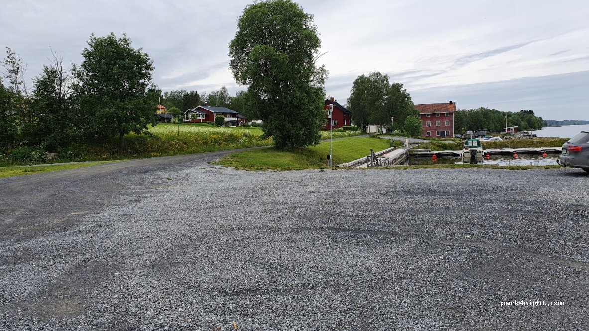 (845 91)  - 17 Bryggvägen — foto 2