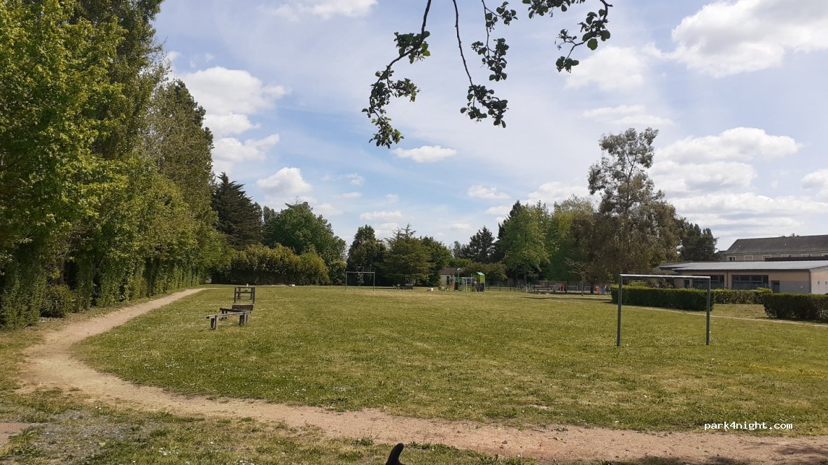 (72200) Bazouges Cré sur Loir - 1 Rue de la Poste — foto