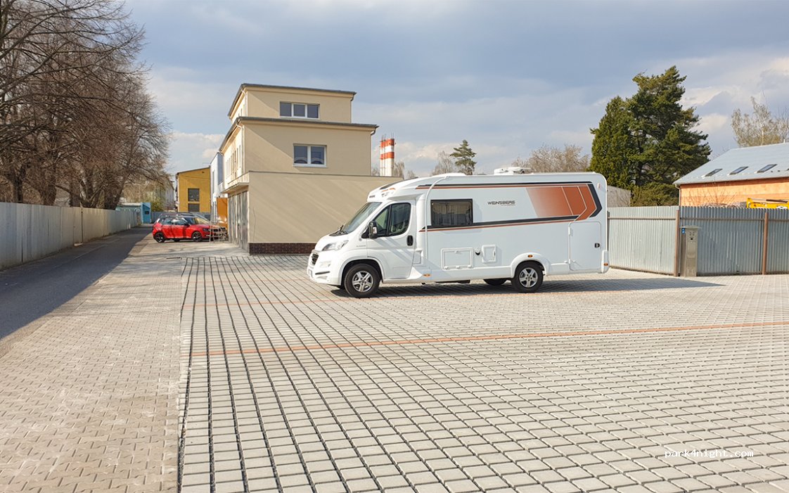 Stellplatz Praha — foto