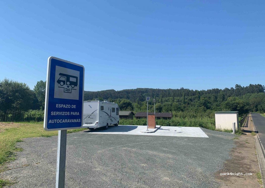 Área de servizo de autocaravanas — foto